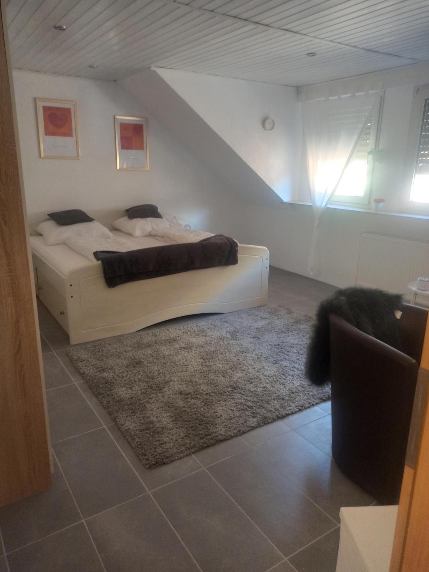 Riesling Apartment Hatzenport Екстериор снимка